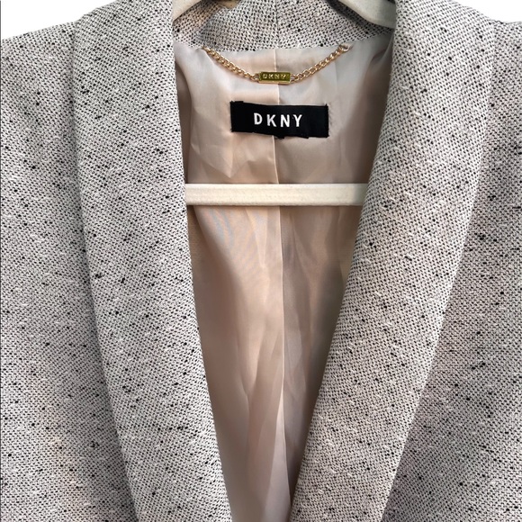 DKNY Blazer Womens Size M Tan Grey One Button Up Business Casual Chic - Picture 7 of 12